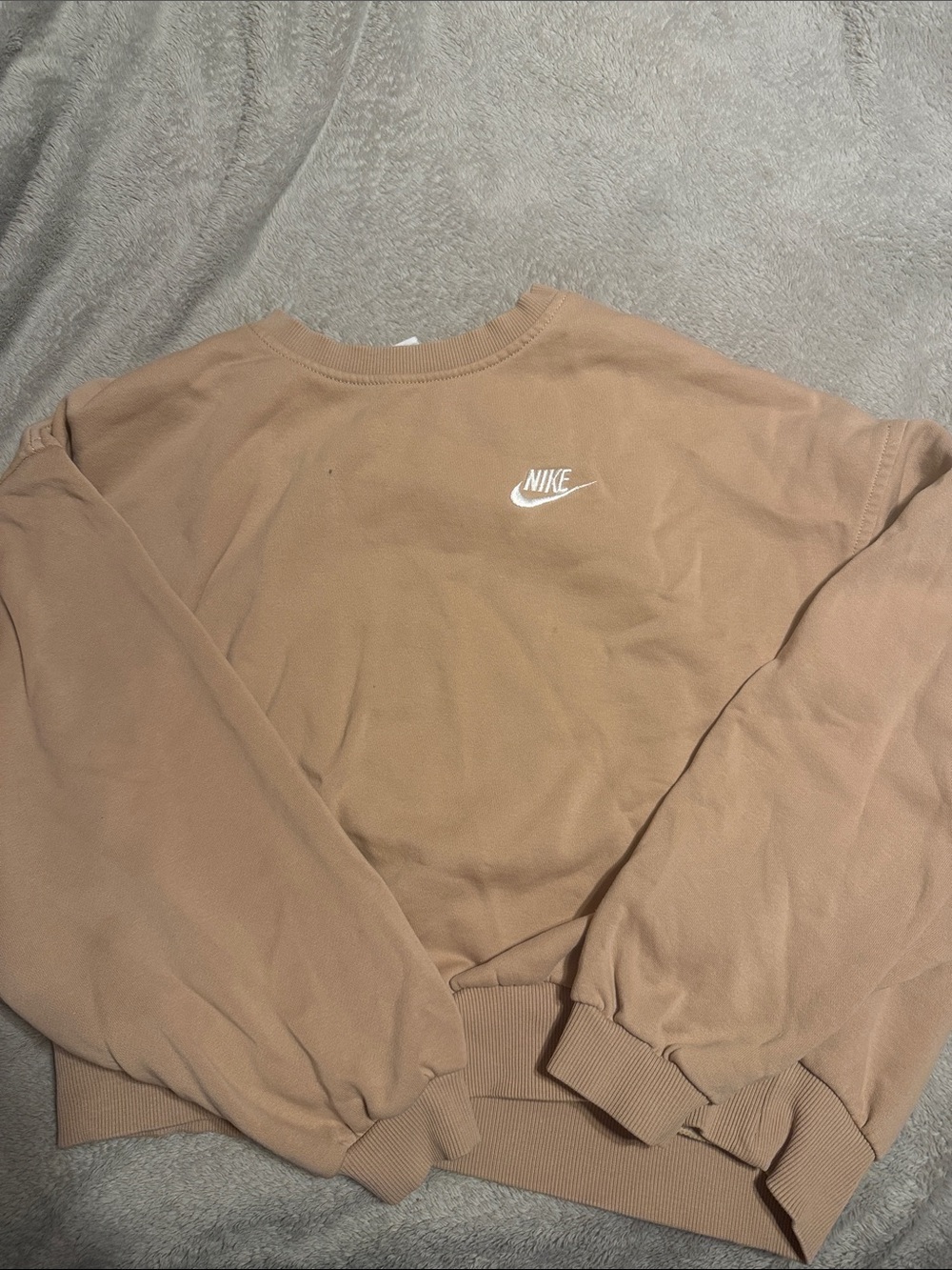 Nike Men’s Beige Crewneck Sweatshirt with White Logo